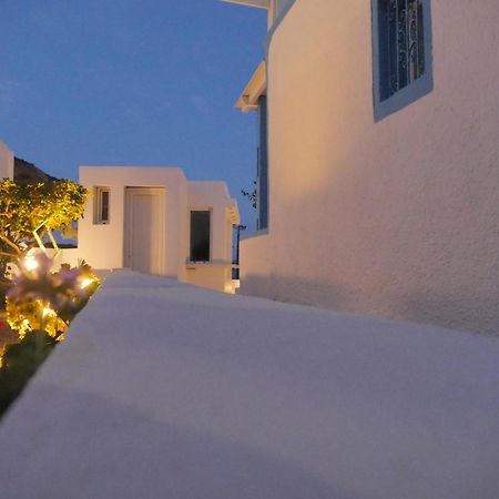 Ancient Thera Apartments Камарі Екстер'єр фото